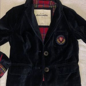 Abercrombie Kids navy velvet crested blazer